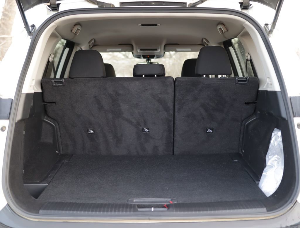 Used 2023 Nissan Rogue S image 23