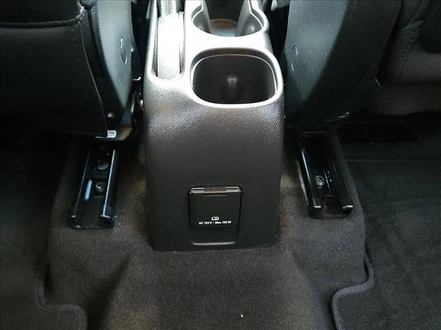 Used 2020 Chevrolet Trax LT w/ LT Convenience Package FWD image 16
