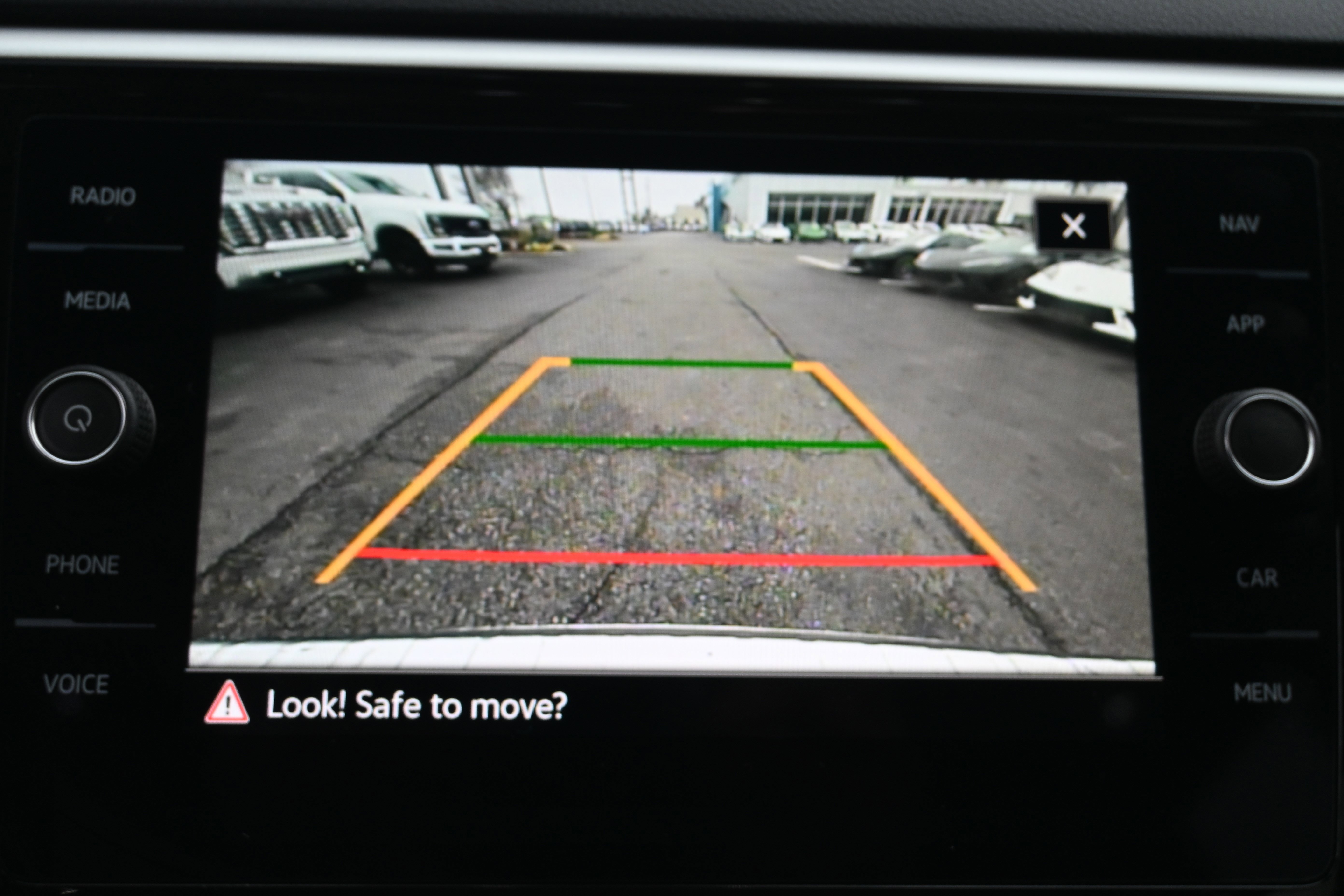 Used 2023 Volkswagen Atlas SEL R-Line image 25