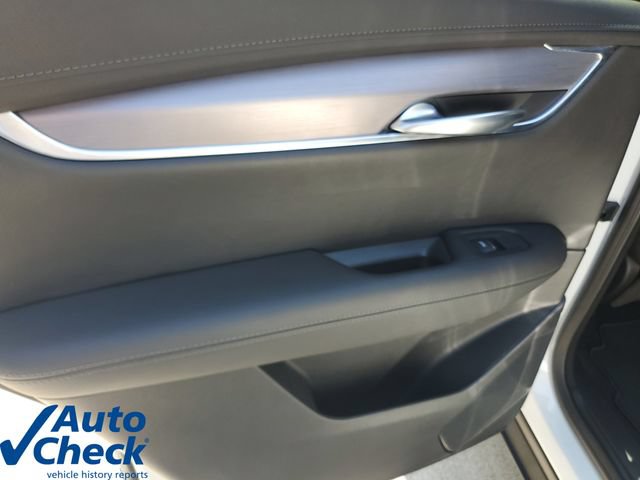 Certified 2023 Cadillac XT5 Luxury FWD image 14