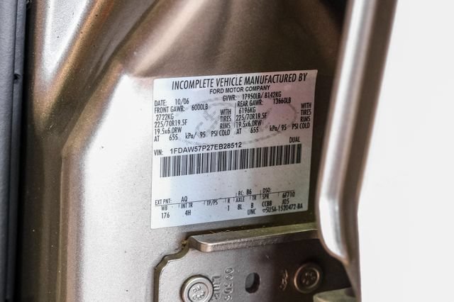 Used 2007 Ford F550 4x4 Crew Cab Super Duty image 60