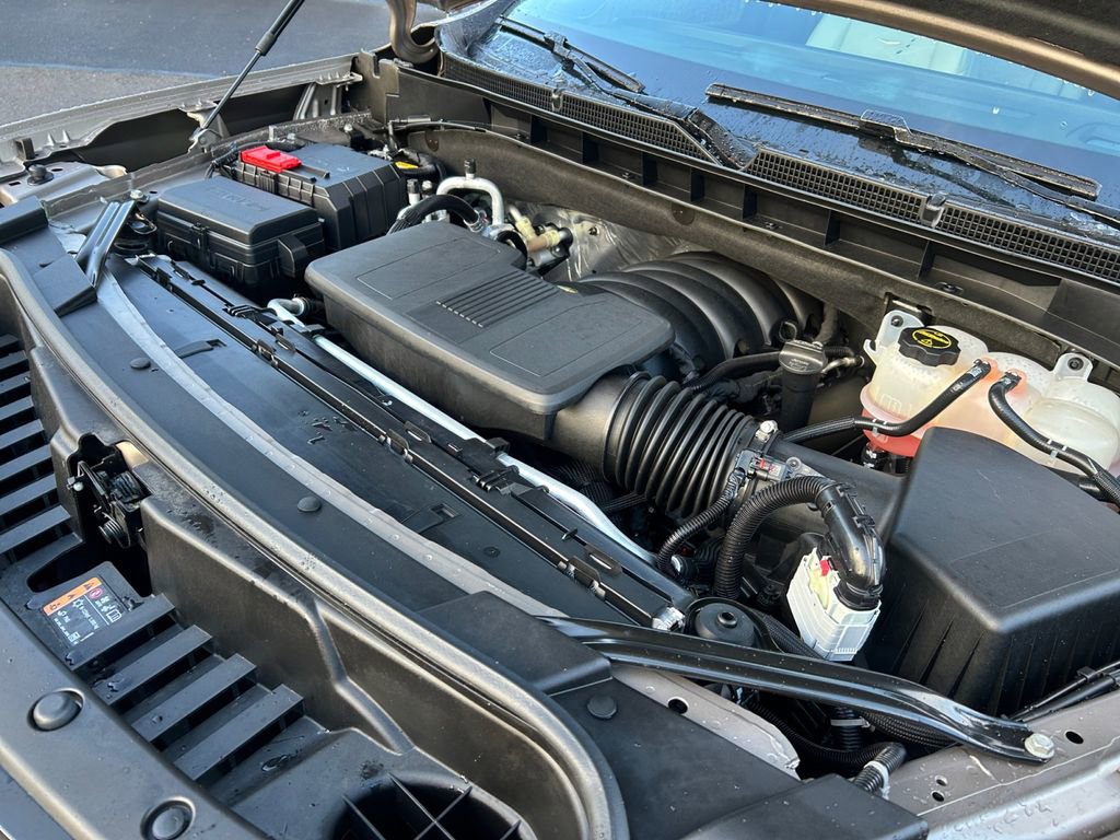 Used 2025 Cadillac Escalade ESV Premium Luxury Platinum image 30