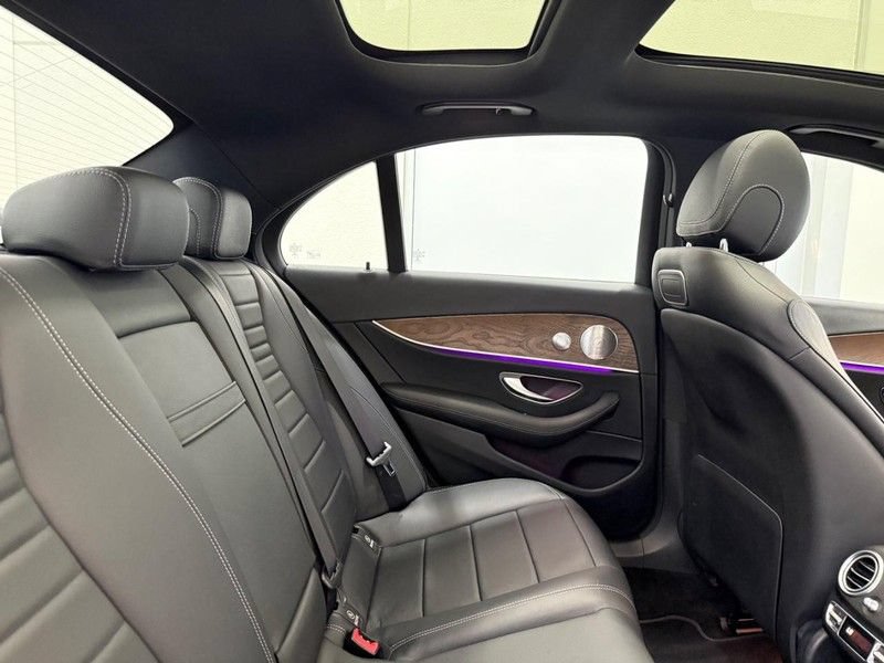 Used 2018 Mercedes-Benz E 400 4MATIC Sedan image 8