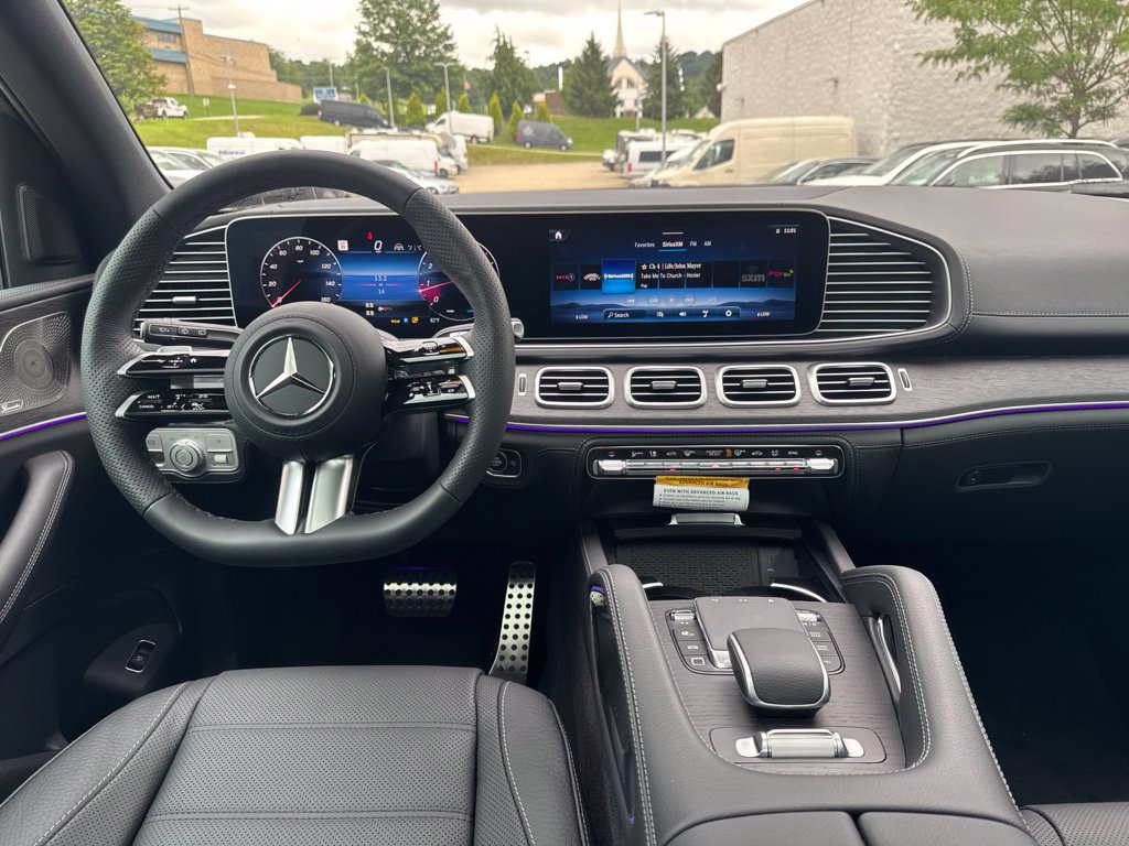 New 2026 Mercedes-Benz GLS 580 4MATIC image 14