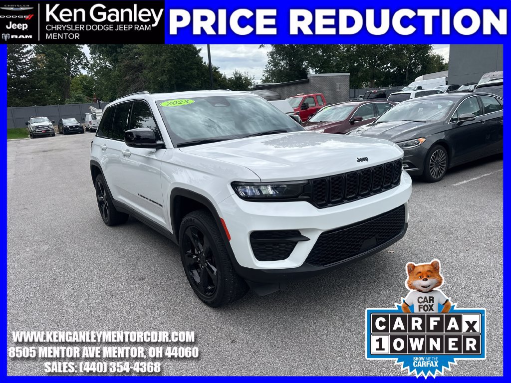 Used 2023 Jeep Grand Cherokee Altitude AWD/4WD image 1