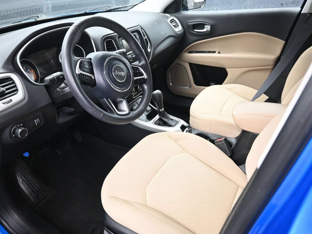Used 2018 Jeep Compass Sport image 9
