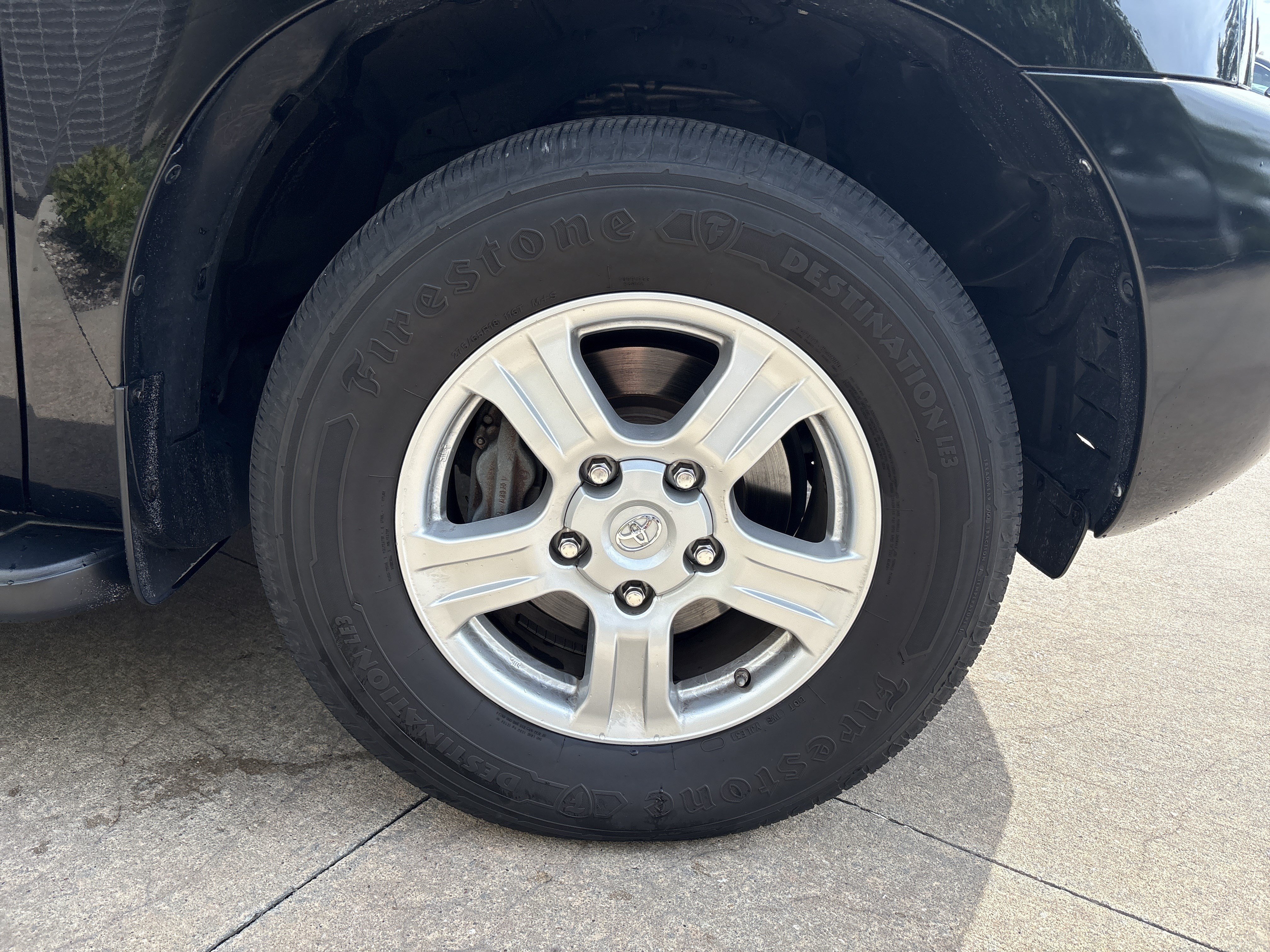 Used 2016 Toyota Sequoia SR5 AWD/4WD image 13