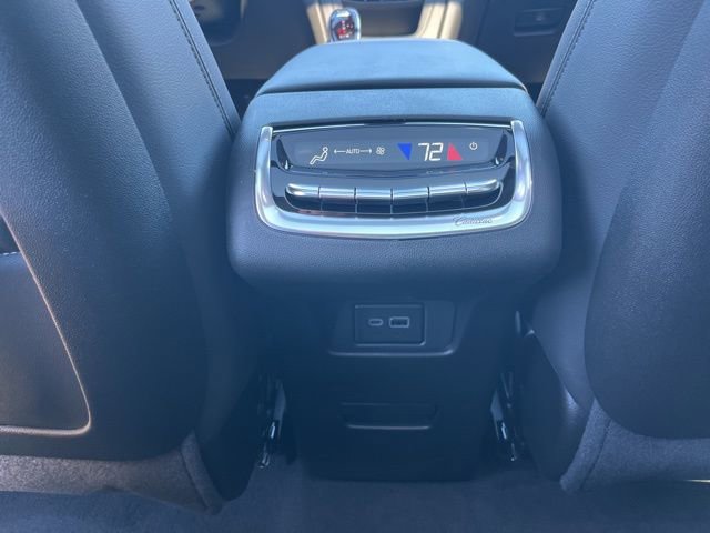 New 2025 Cadillac XT6 Luxury image 40