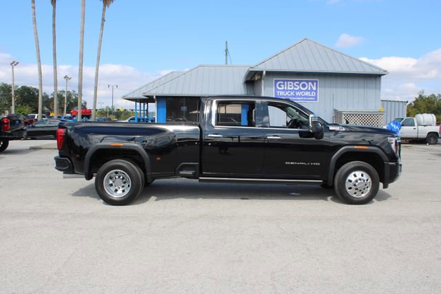 Used 2024 GMC Sierra 3500 Denali w/ Denali Reserve Package image 14