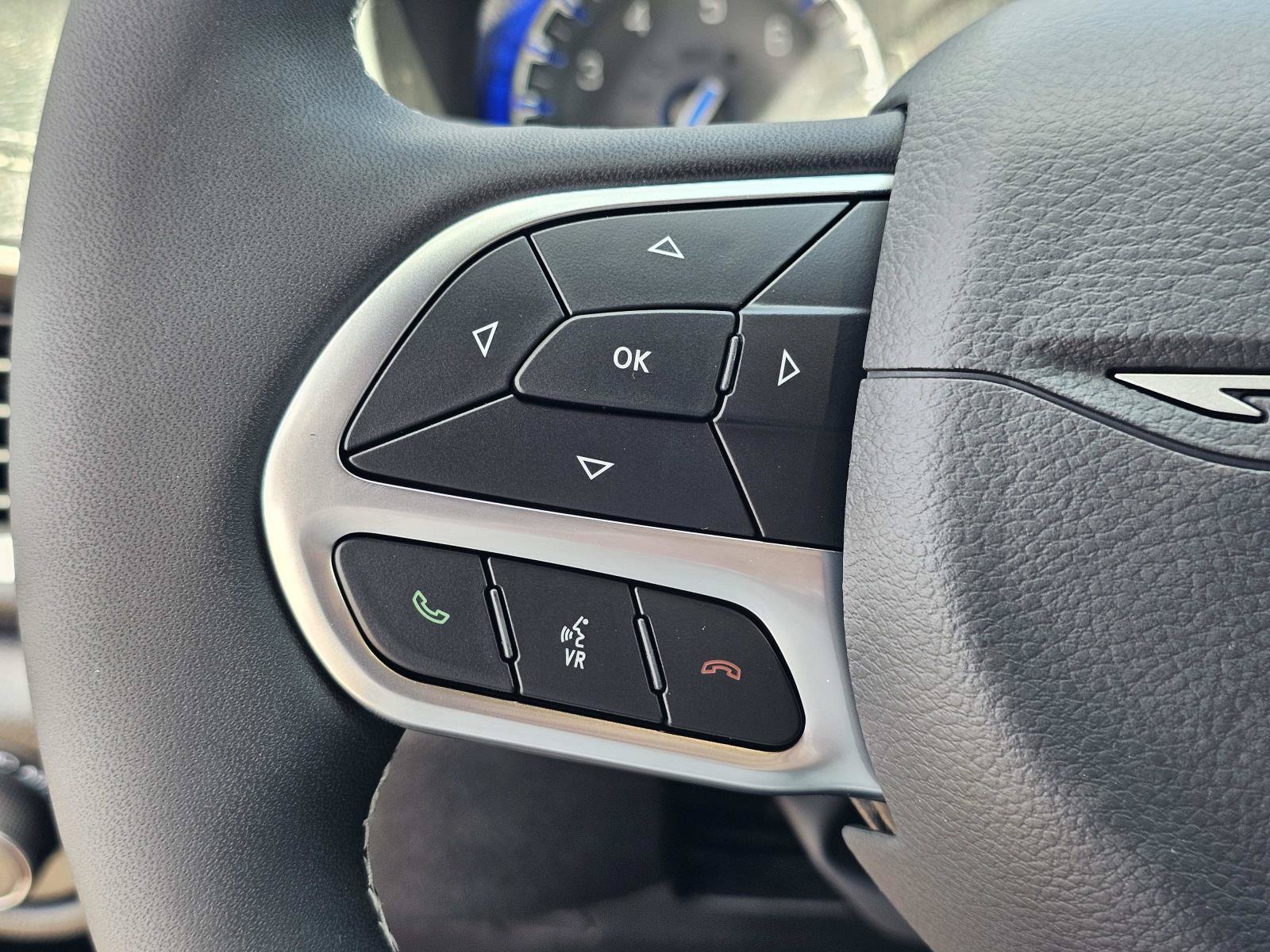 New 2027 Chrysler Pacifica Select FWD image 20