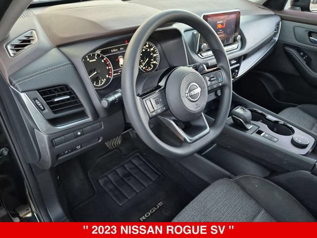 Used 2023 Nissan Rogue SV AWD/4WD image 18