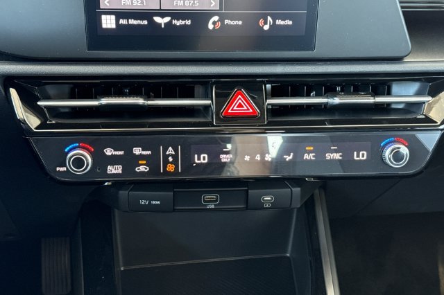 New 2026 Kia Niro LX FWD image 23
