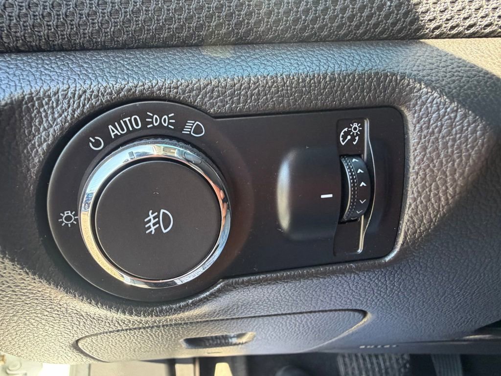 Used 2012 Chevrolet Cruze Eco image 15