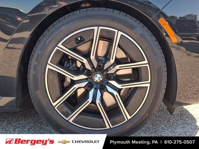 Used 2026 BMW 740i xDrive AWD/4WD image 10