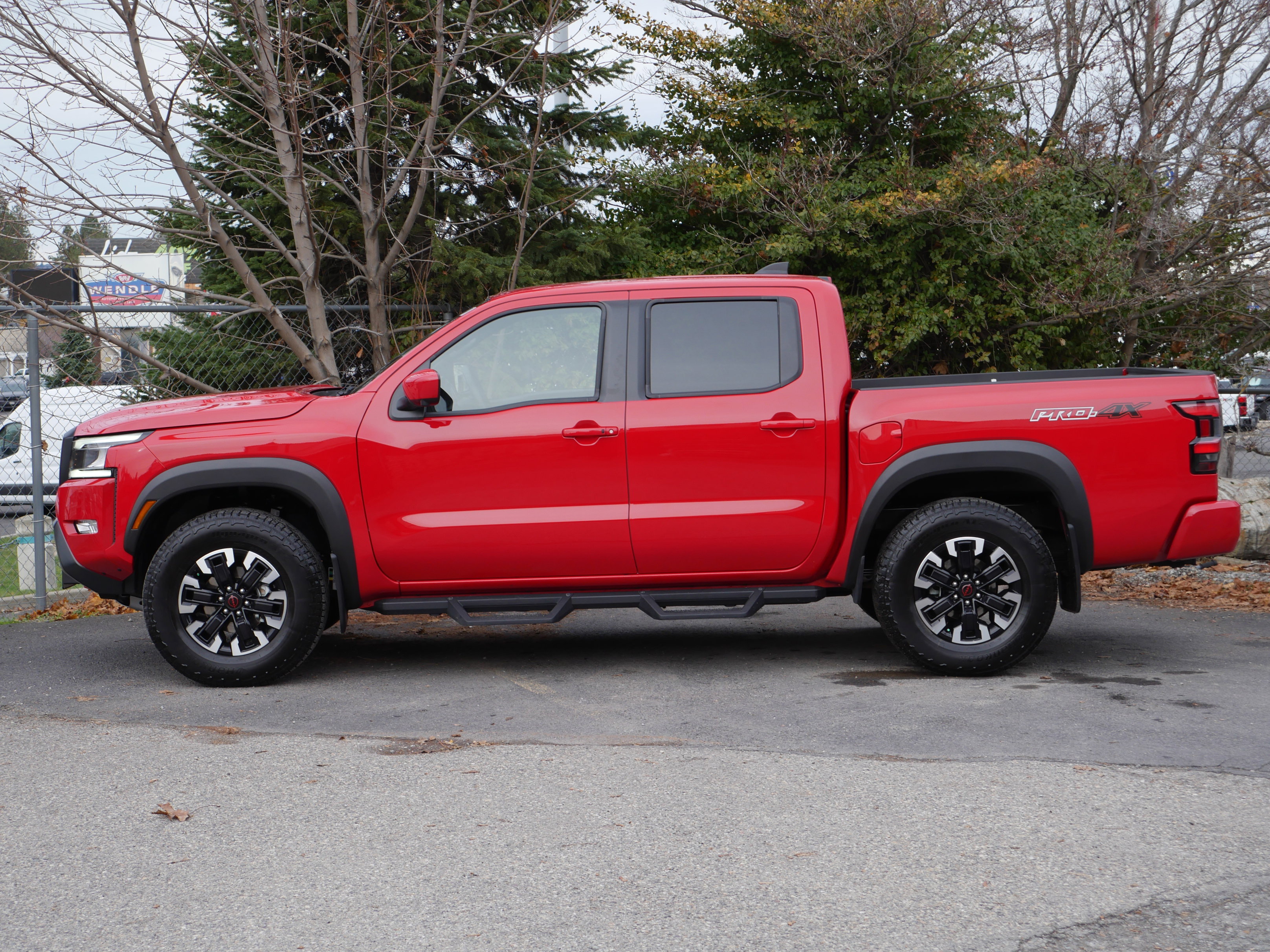Certified 2024 Nissan Frontier PRO-4X w/ Pro Convenience Package image 18