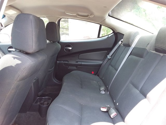 Used 2008 Pontiac Grand Prix FWD image 12