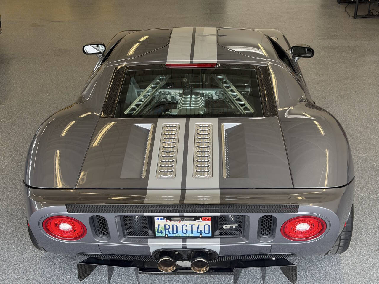 Used 2006 Ford GT RWD image 20