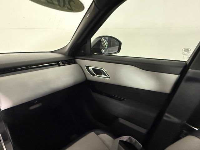 Certified 2024 Land Rover Range Rover Velar Dynamic SE AWD/4WD image 18