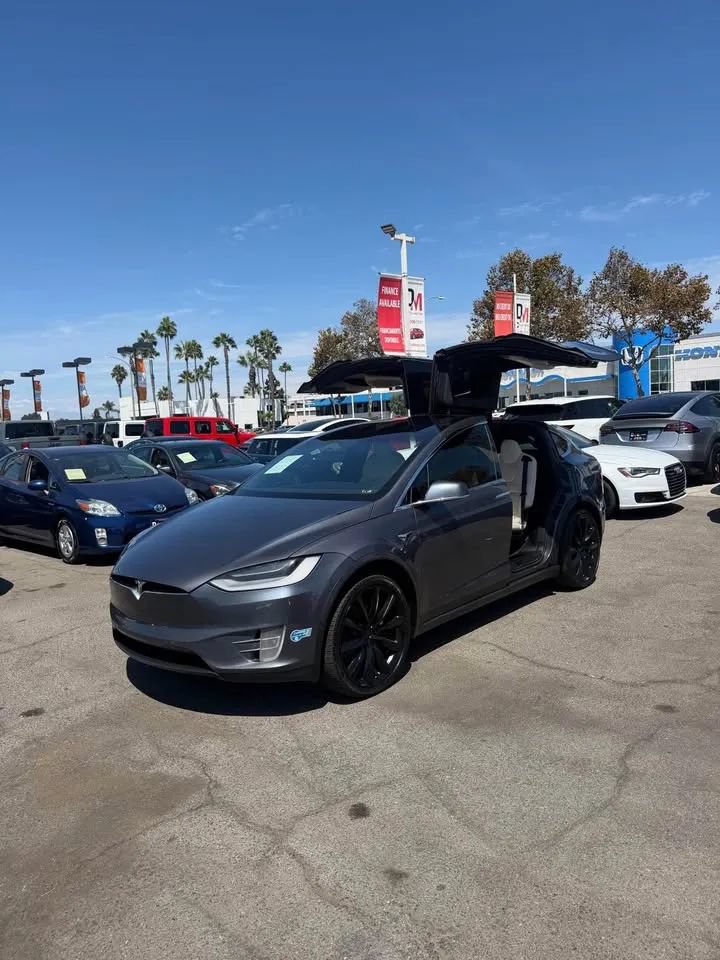 Used 2021 Tesla Model X Long Range AWD/4WD image 7