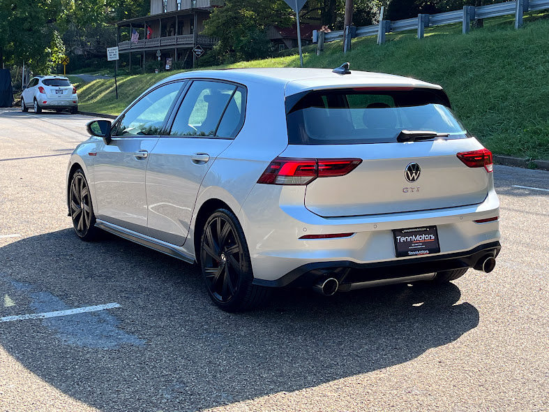 Used 2022 Volkswagen GTI SE FWD image 26