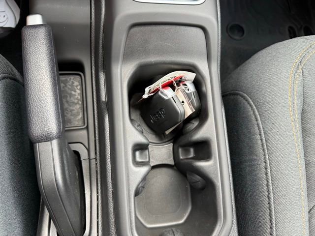 Used 2024 Jeep Gladiator Sport AWD/4WD image 34