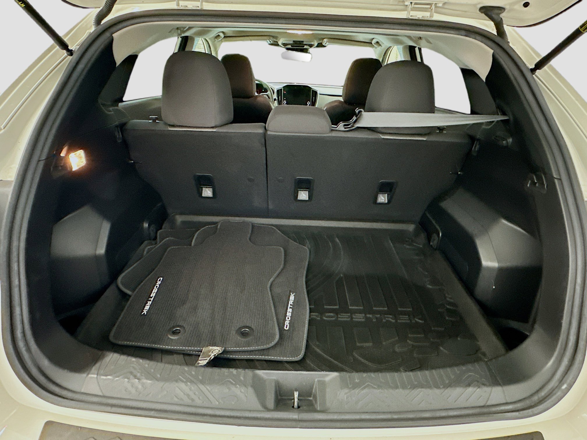 Used 2024 Subaru Crosstrek 2.0i Premium image 30