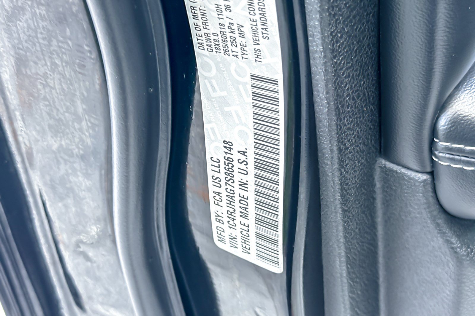 Used 2025 Jeep Grand Cherokee Altitude AWD/4WD image 27