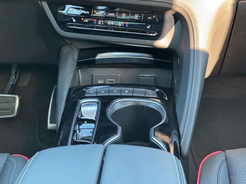 Used 2023 Buick Envision Essence w/ Sport Touring Package AWD/4WD image 14