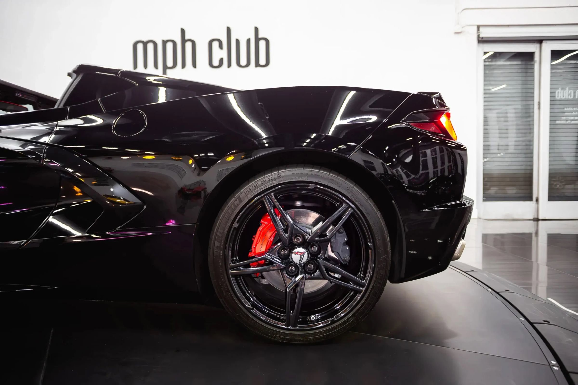 Used 2023 Chevrolet Corvette Stingray Coupe w/ 1LT image 16