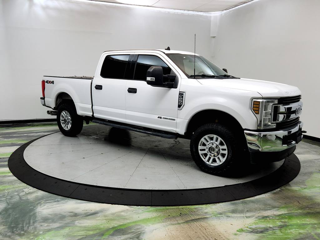 Used 2019 Ford F250 XLT w/ Snow Plow Prep Package AWD/4WD image 3