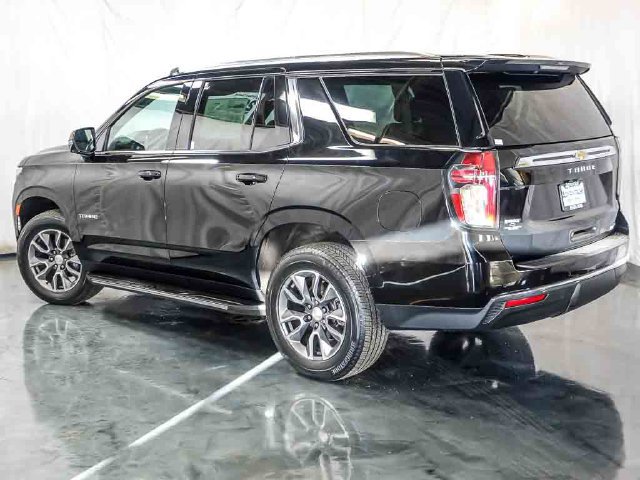 Used 2022 Chevrolet Tahoe LT w/ Luxury Package AWD/4WD image 9
