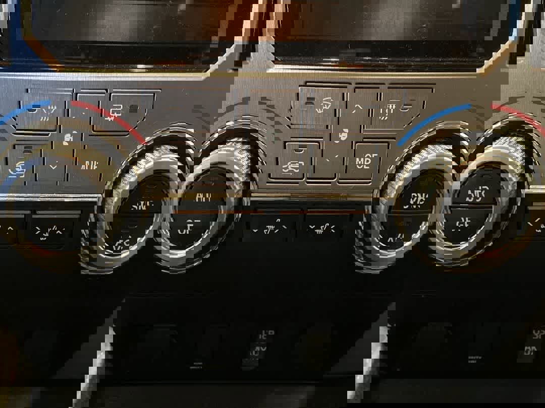 Used 2017 Toyota Tundra Limited w/ Limited Premium Package image 21