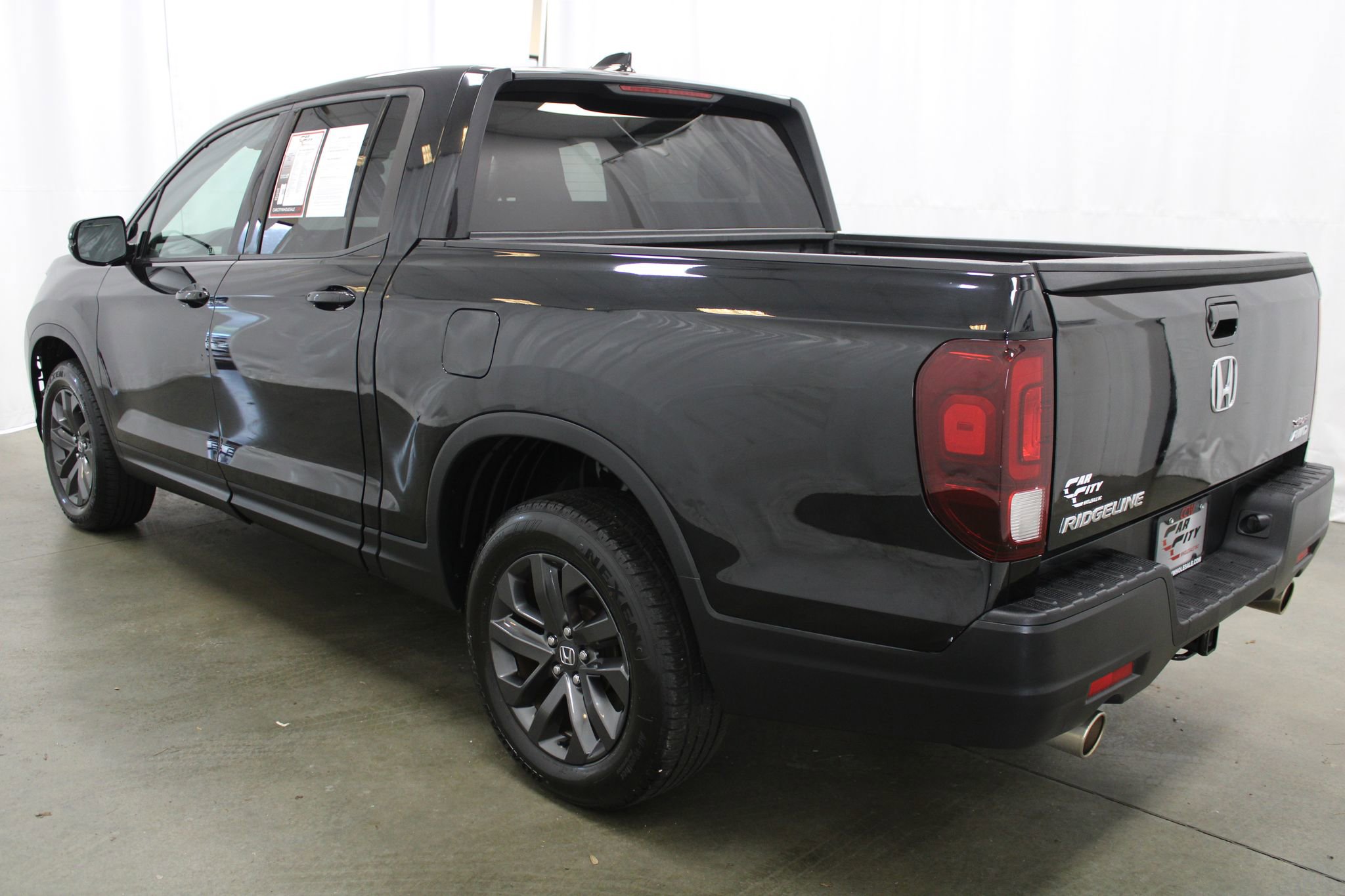 Used 2021 Honda Ridgeline Sport image 7