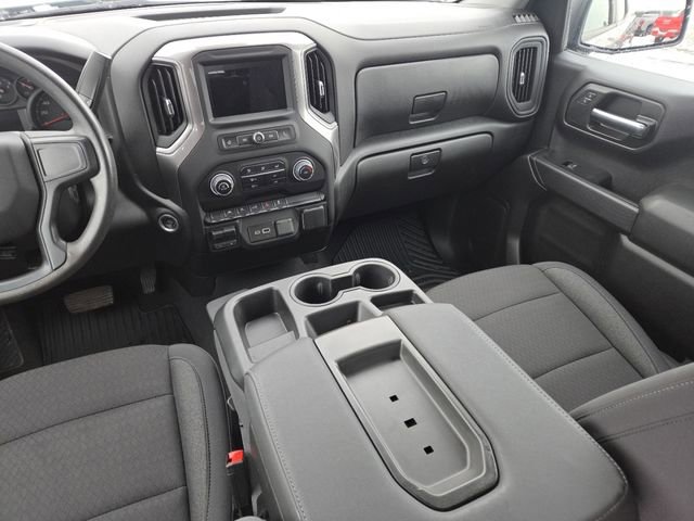 Used 2024 Chevrolet Silverado 1500 Custom w/ Dark Appearance Package image 29