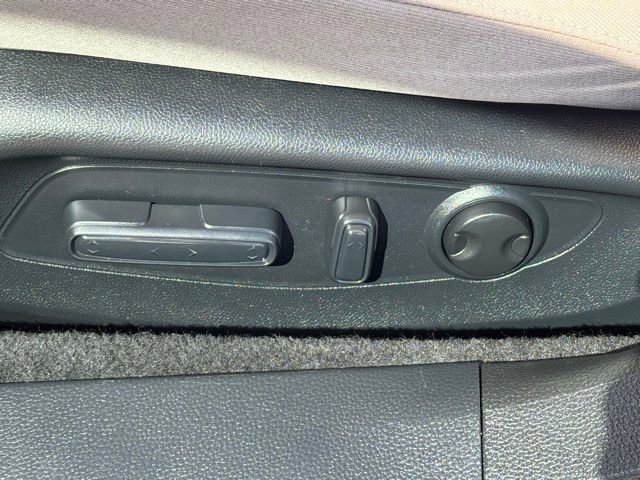 Used 2023 Honda Accord EX image 5
