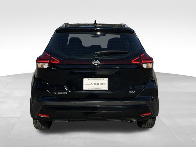 Used 2023 Nissan Kicks SV image 4