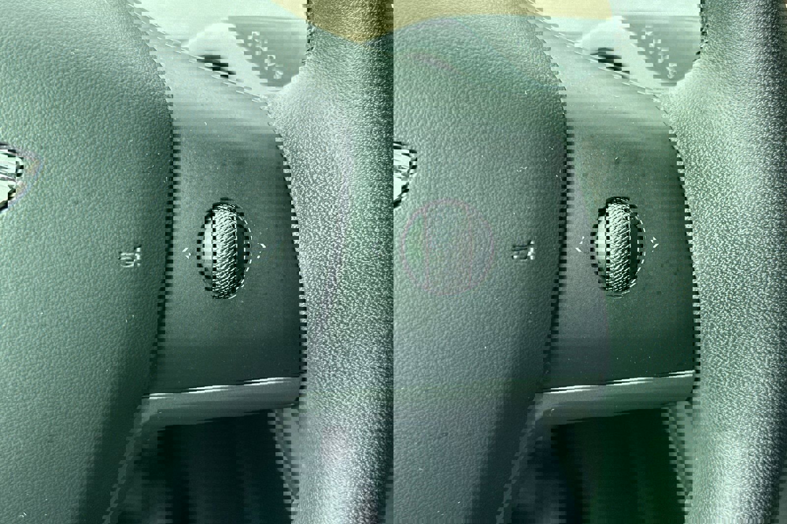 Used 2023 Tesla Model Y Long Range image 28