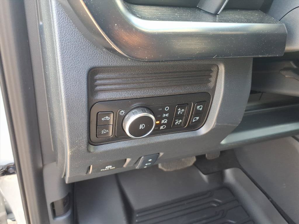 New 2026 Ford F250 4x4 Crew Cab Super Duty image 10