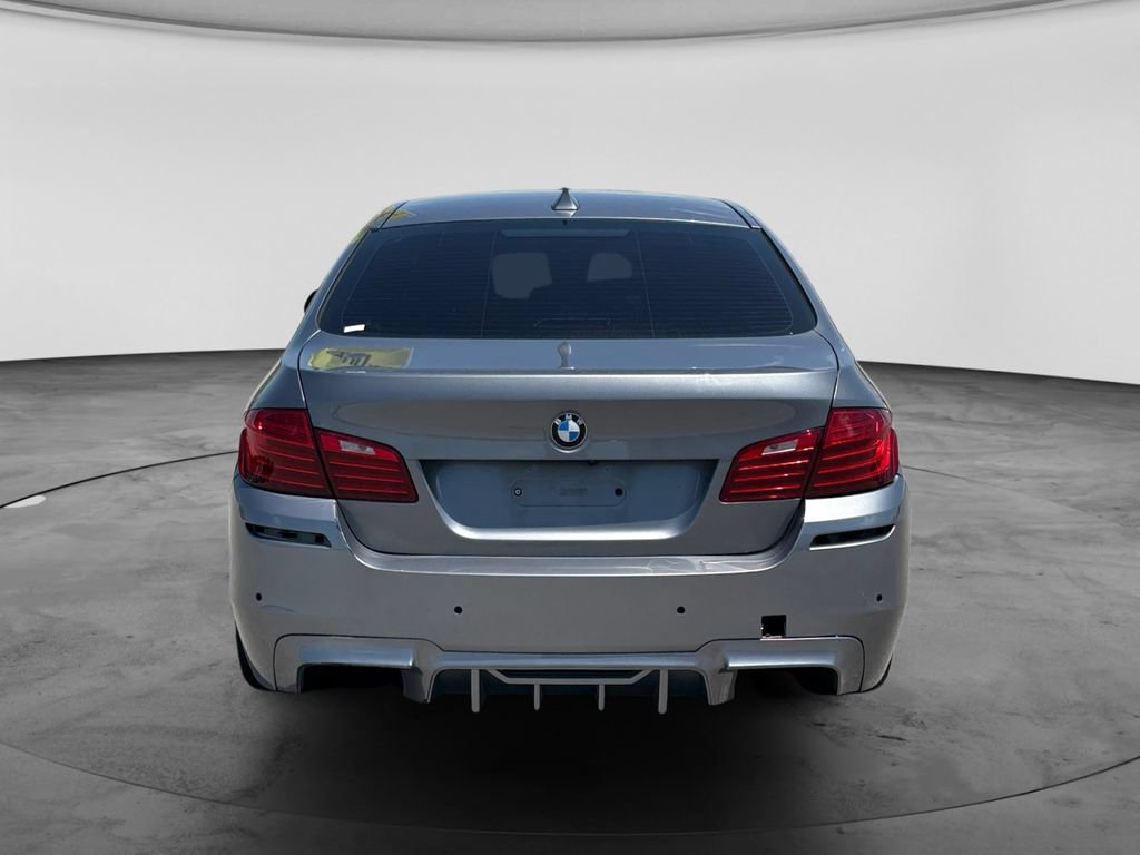 Used 2014 BMW 550i xDrive Sedan AWD/4WD image 8