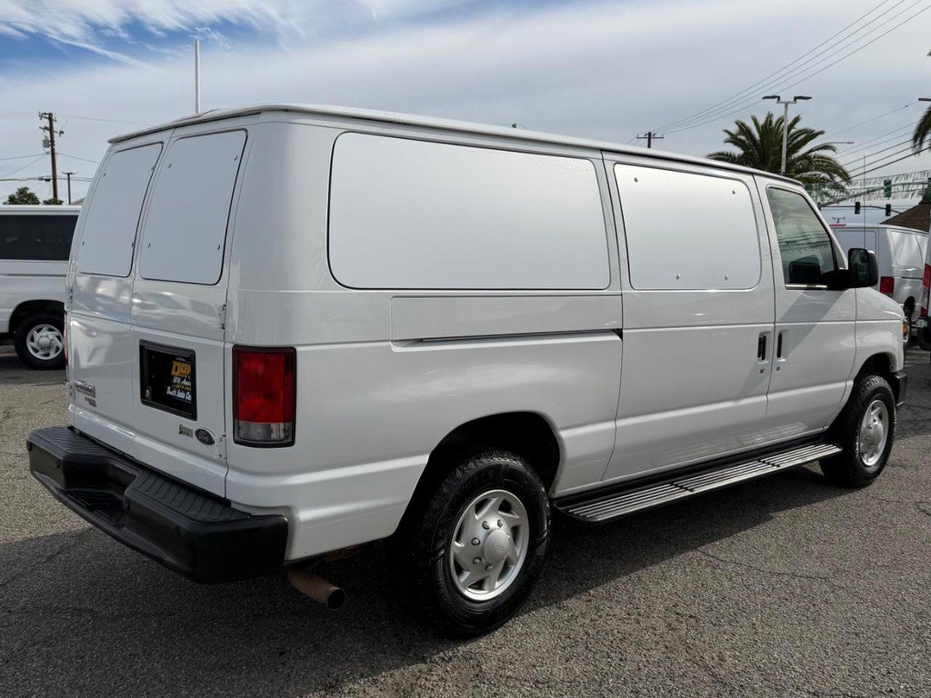 Used 2014 Ford E-250 and Econoline 250 w/ Interior Upgrade Package image 6