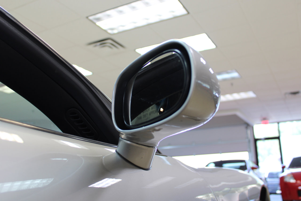 Used 2004 Chevrolet Corvette Convertible w/ Preferred Equipment Group image 23