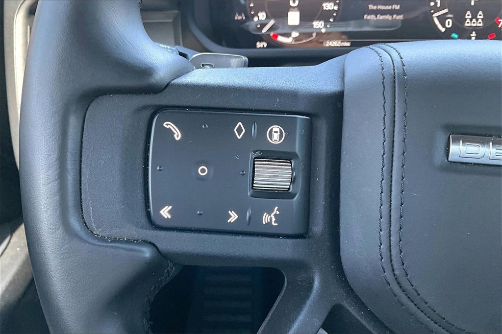 Used 2025 Land Rover Defender 130 V8 image 20