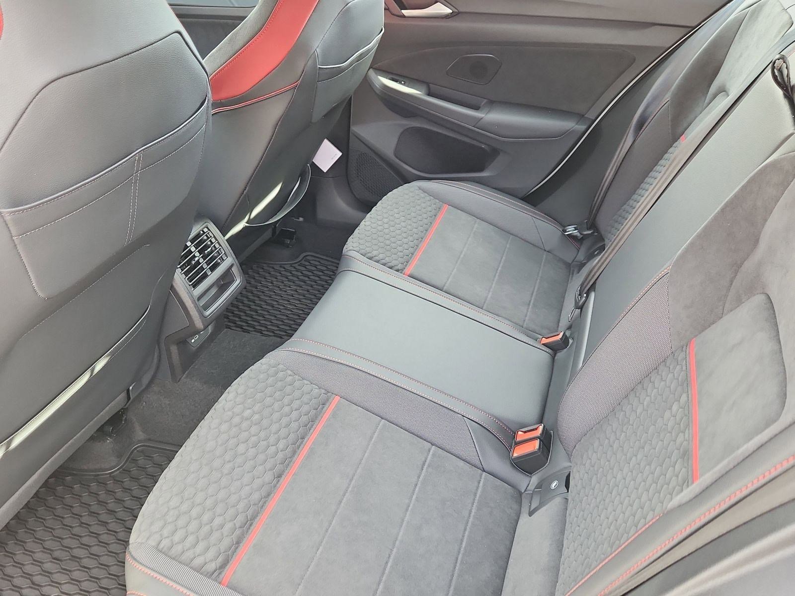 New 2026 Volkswagen Golf SE image 12