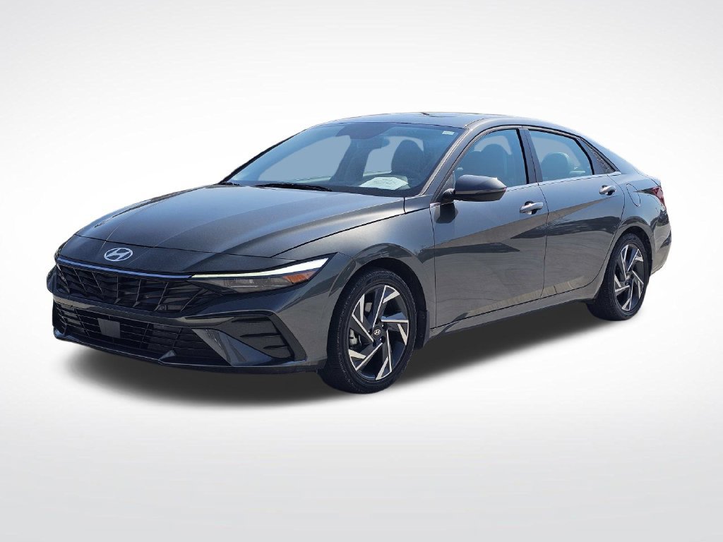 Used 2025 Hyundai Elantra Limited FWD image 6