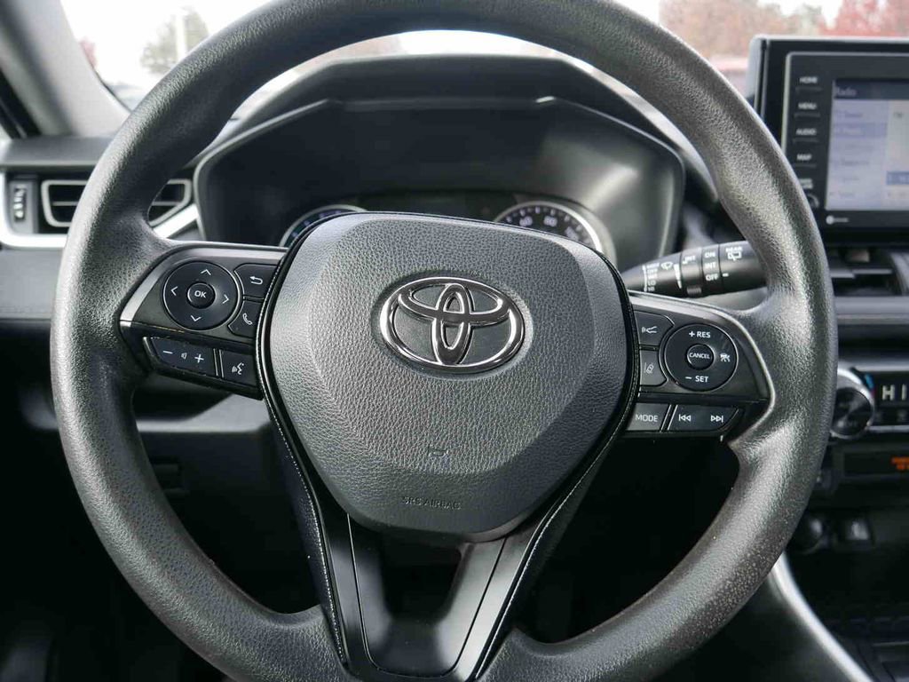 Used 2021 Toyota RAV4 XLE image 38
