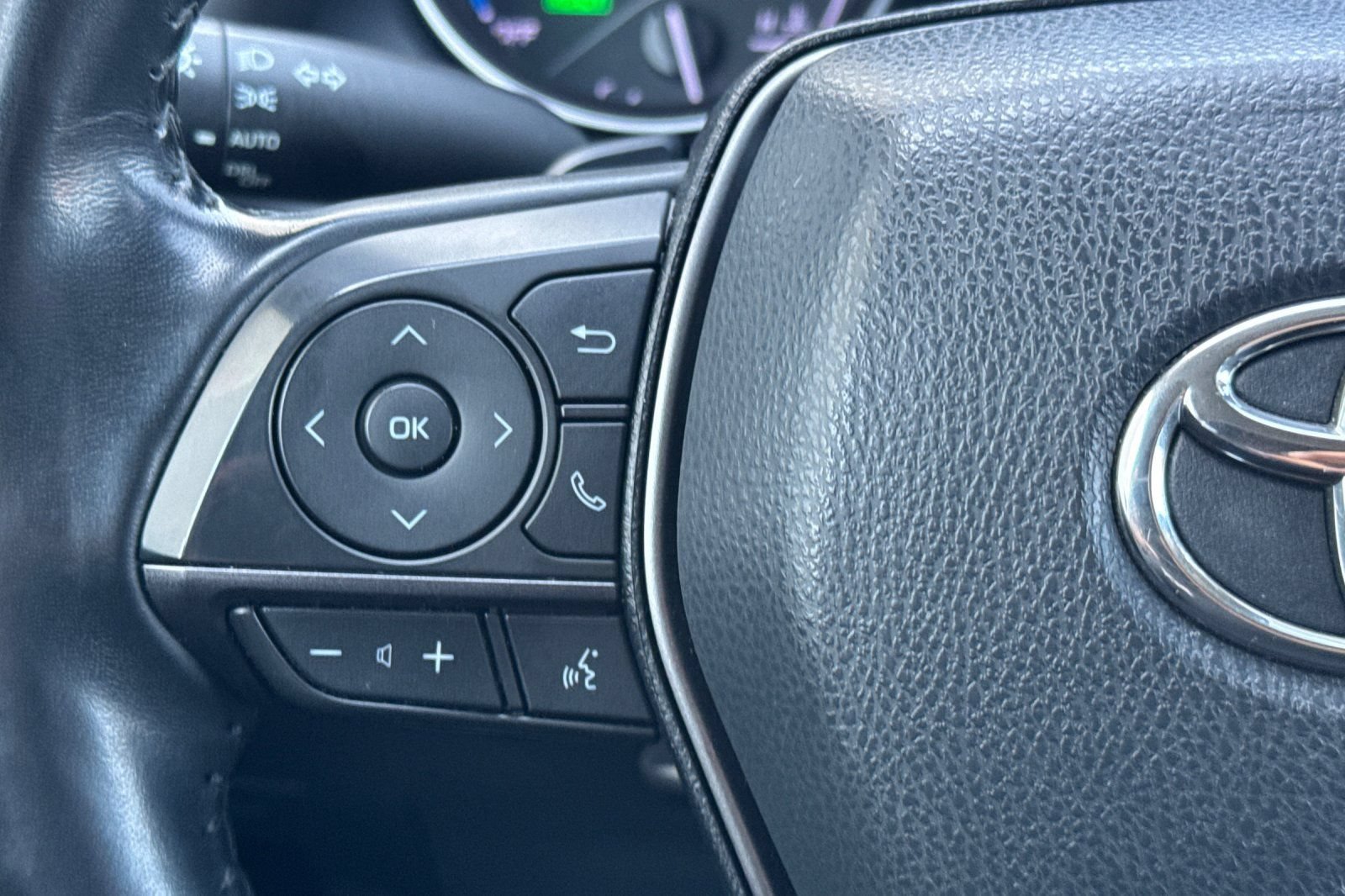 Certified 2022 Toyota Camry SE FWD image 30