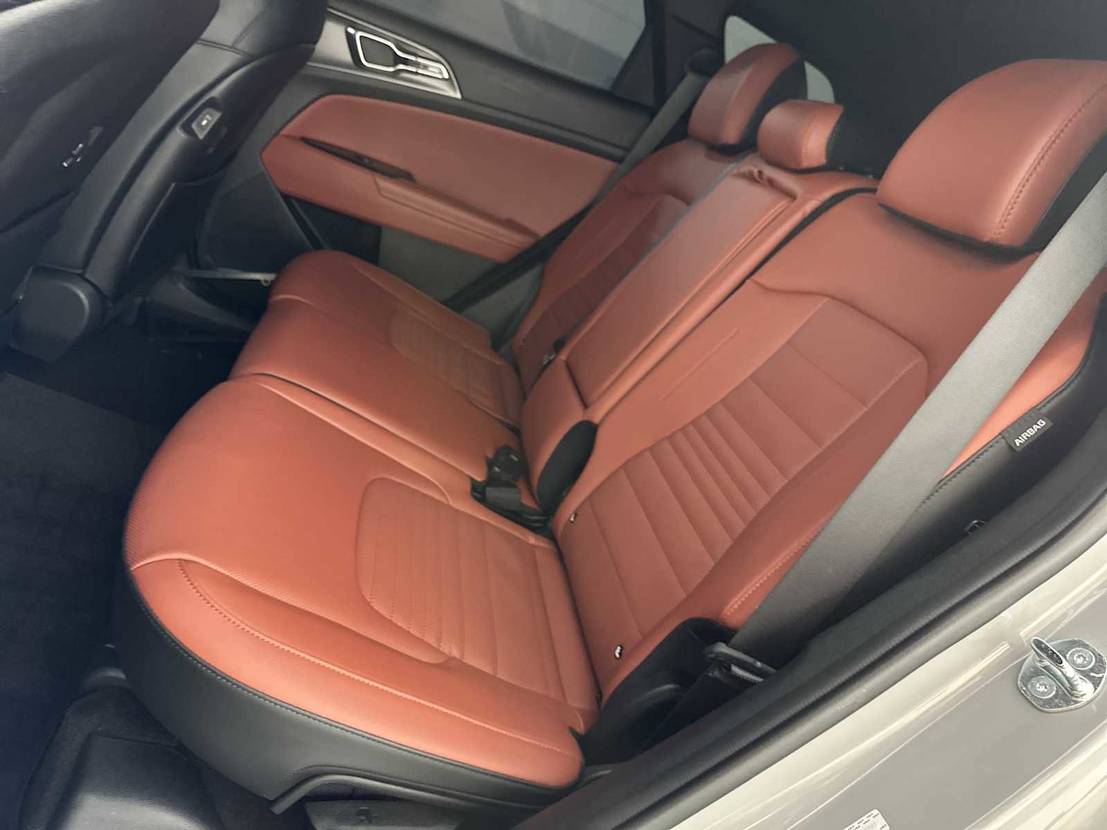 Used 2025 Kia Sportage SX image 23