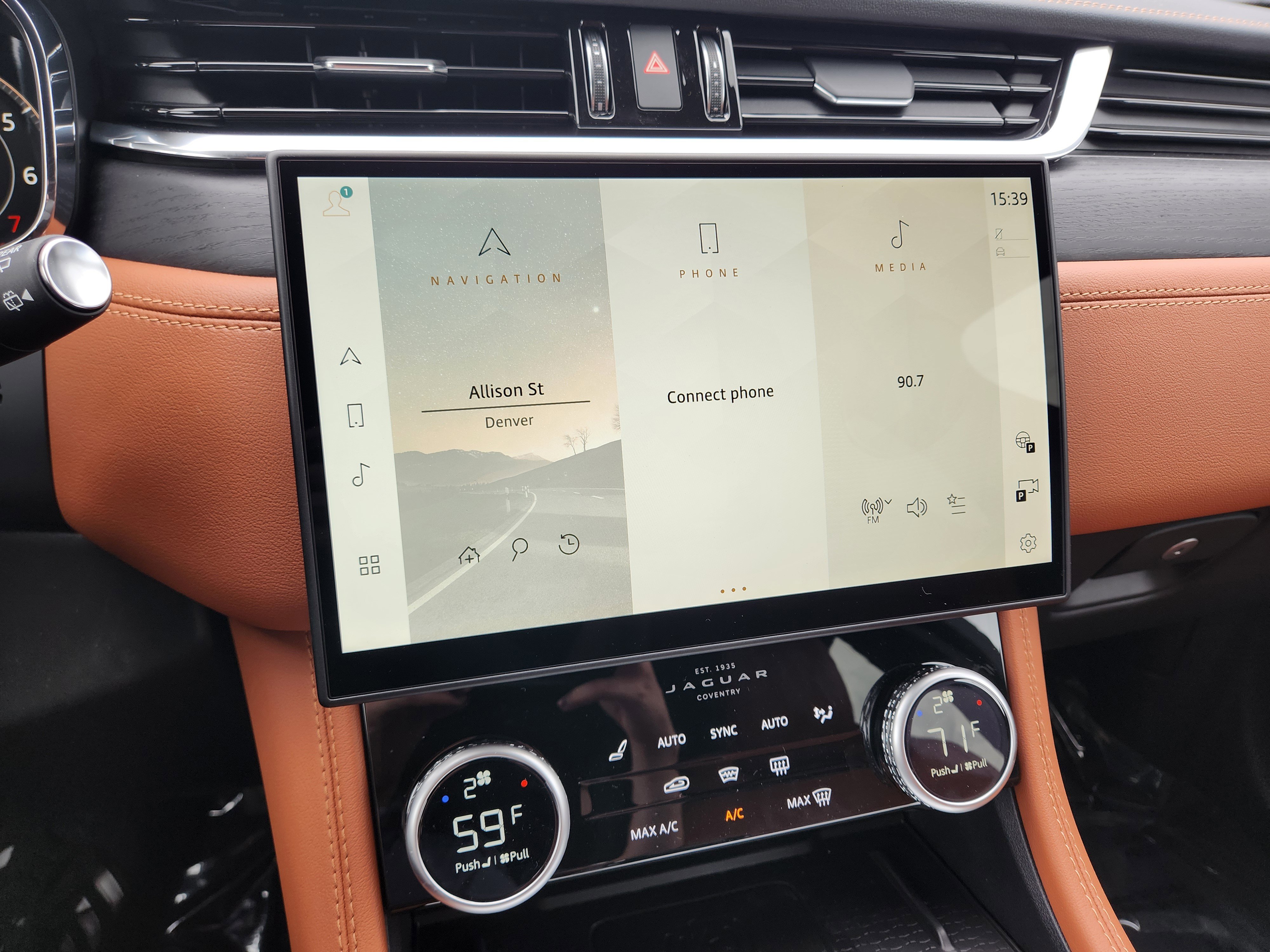 New 2026 Jaguar F-PACE R-Dynamic S image 10
