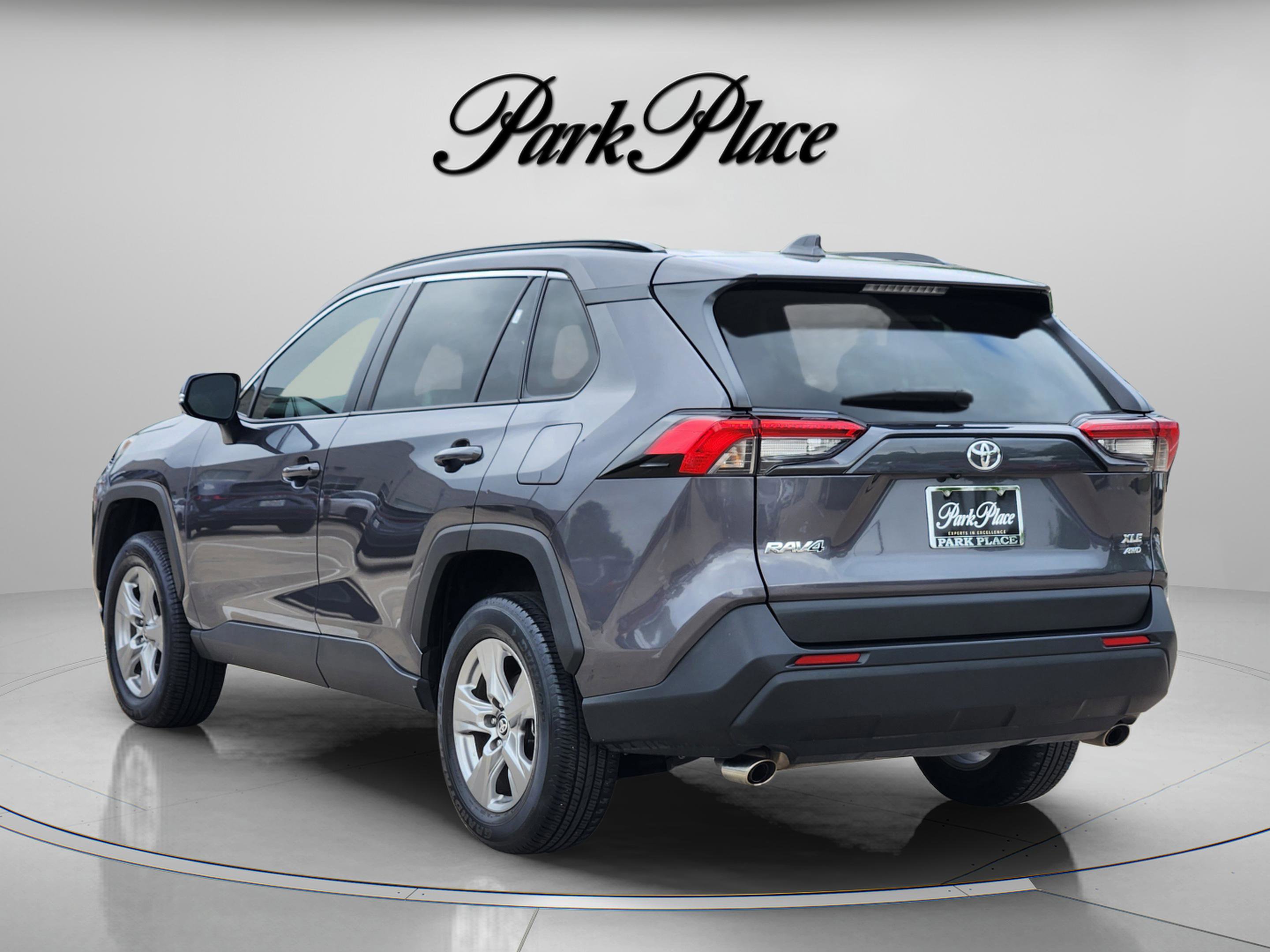 Used 2024 Toyota RAV4 XLE image 3