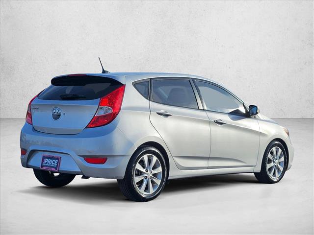 Used 2014 Hyundai Accent SE image 5